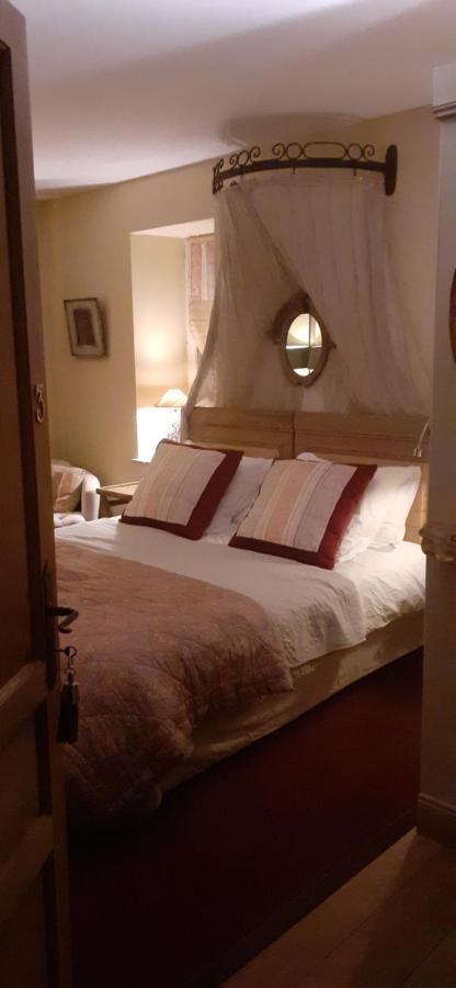 Hotel Le Relais du Haras à Champagné-Saint-Hilaire Extérieur photo